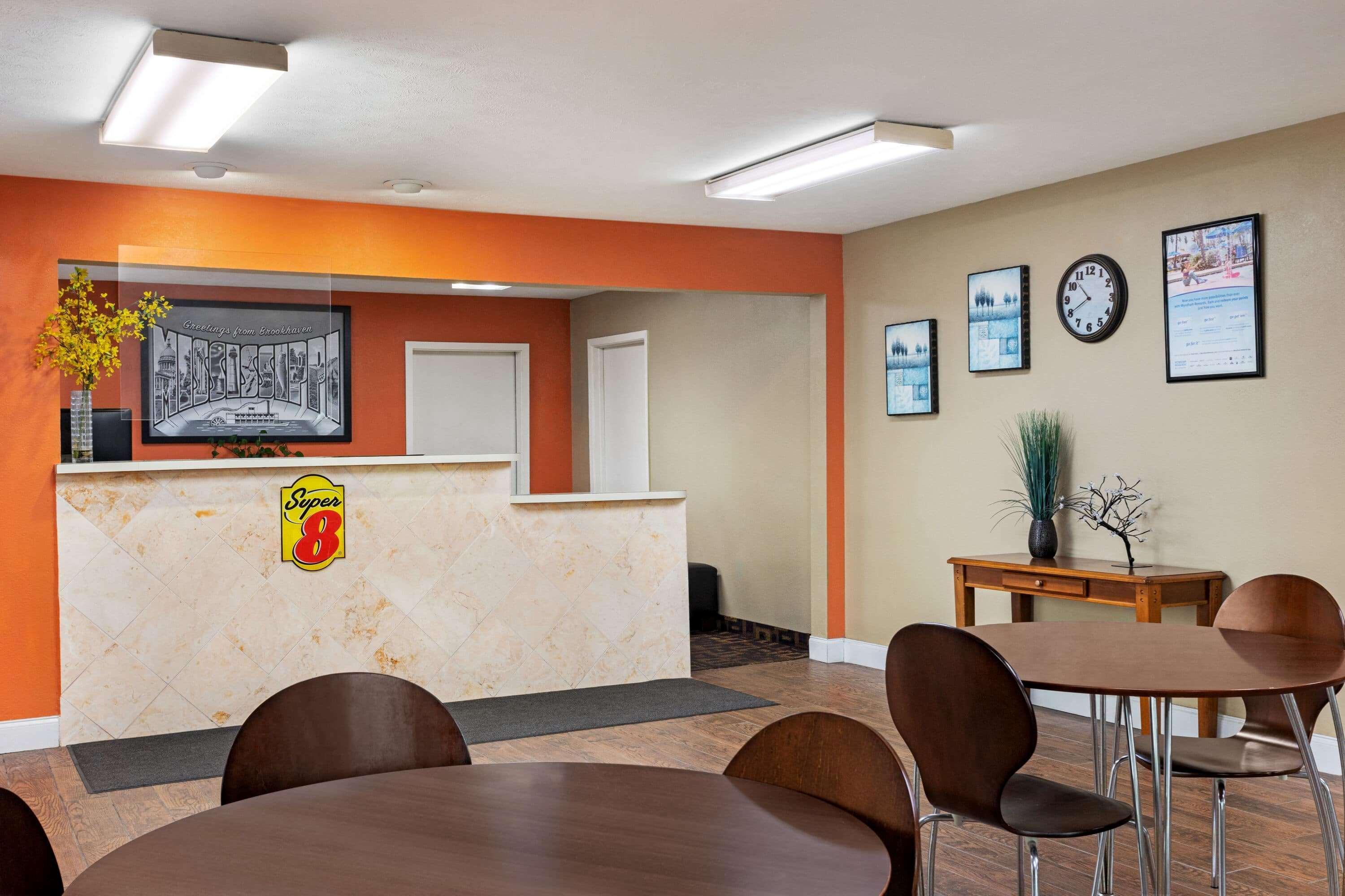 Super 8 By Wyndham Brookhaven